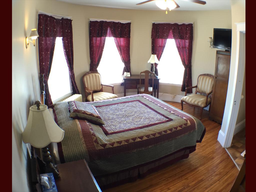 Chateau Sainte-Marie Bed and Breakfast Little Brook Habitación foto