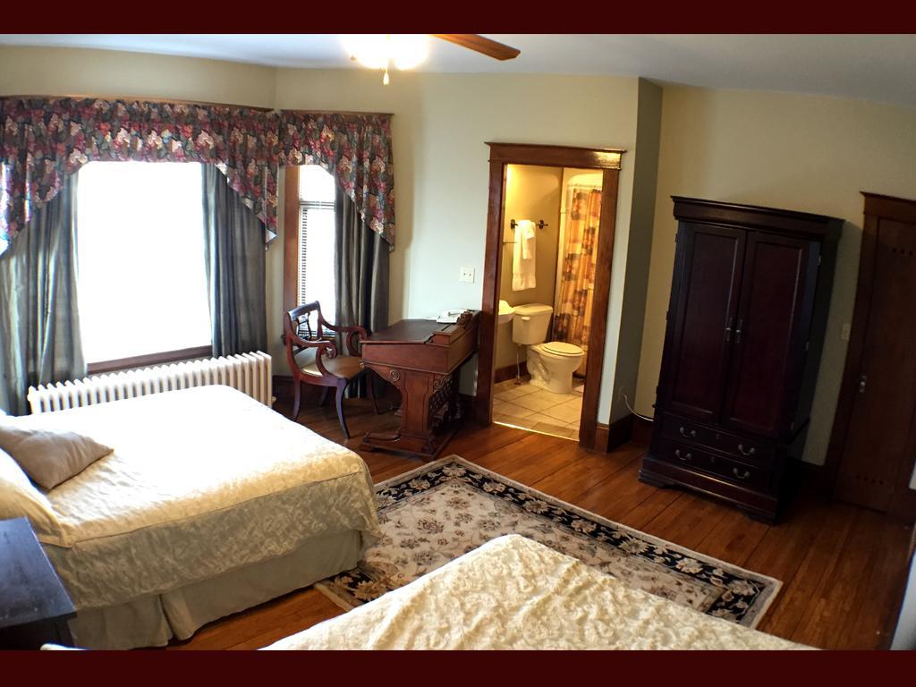 Chateau Sainte-Marie Bed and Breakfast Little Brook Habitación foto