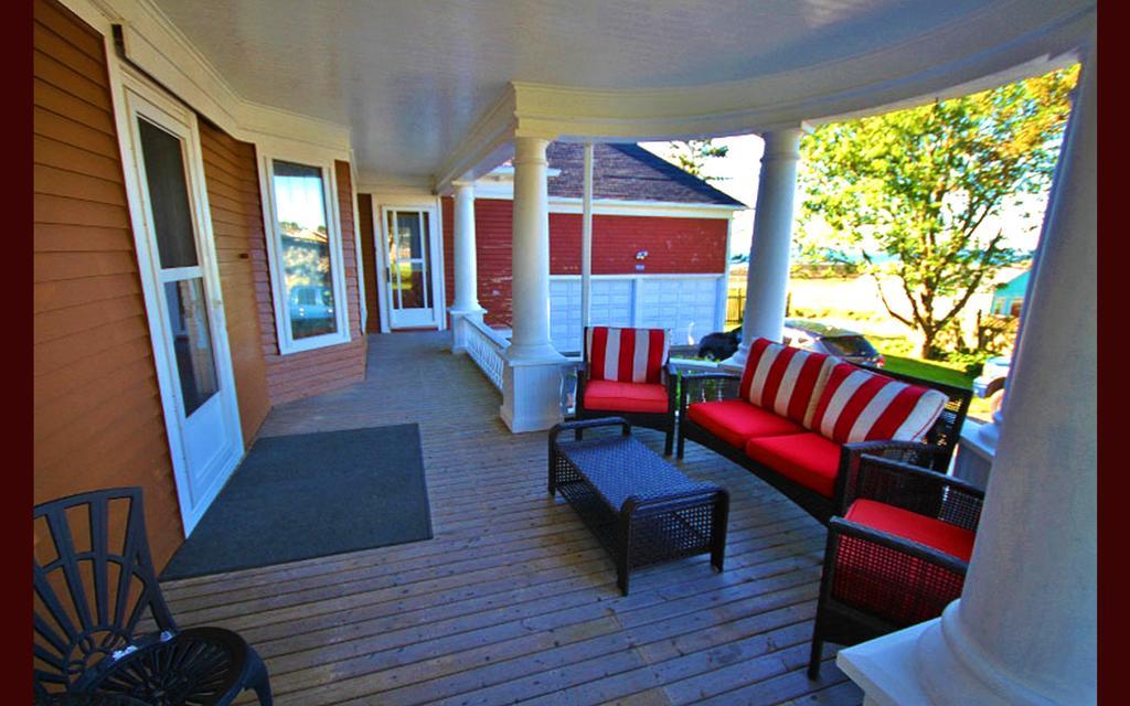 Chateau Sainte-Marie Bed and Breakfast Little Brook Exterior foto